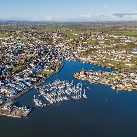 Lejlighed River Views,kinsale, Hosted By Exquisite Homes, Sleeps 26 *